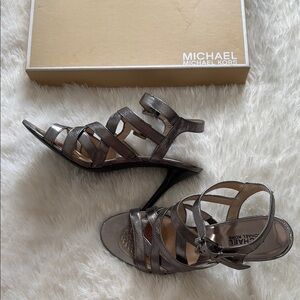 Michael Kors Silver Elegant Heels